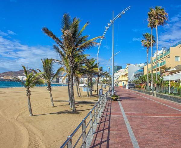 Bkd1 - Entero A 50 Metros Playa De Canteras Las Palmas de Gran Canaria